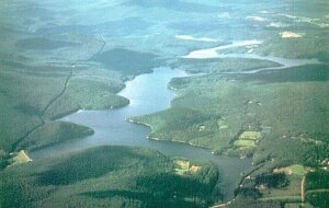 Moore Dam and reservoir